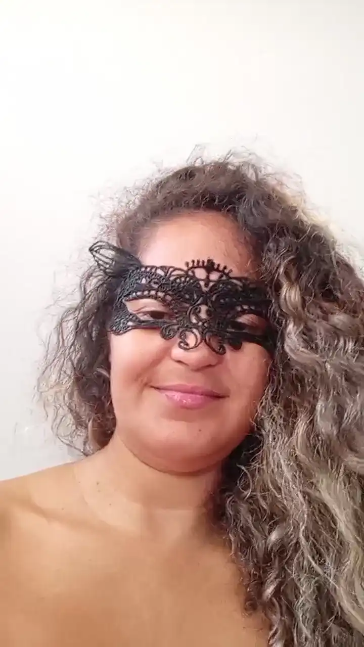 Ksaluberofc – Cam4Live Video Recording – 2025 05-01 05:05:56