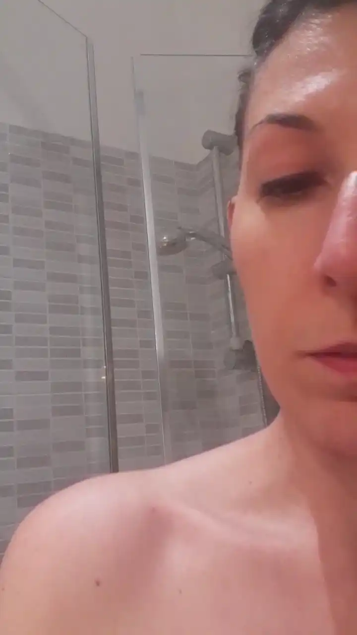 Rossafocosa90 – Cam4Live Video Recording – 2025 03-18 04:32:23