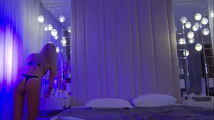 Krissone – ChaturbateLive Video Recording – 2025 06-19 00:46:24