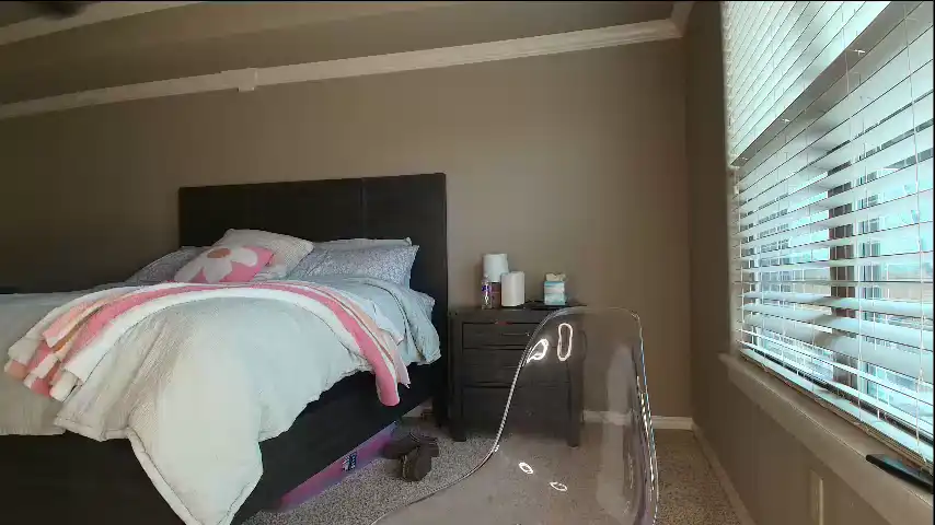 Theonlymilf – ChaturbateLive Video Recording – 2025 06-20 12:27:59