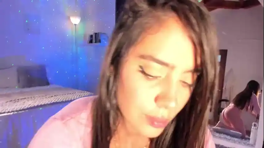 Mia_v7 – ChaturbateLive Video Recording – 2025 05-03 11:20:19