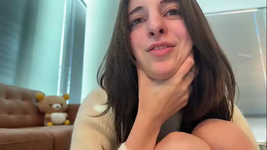 Rosykindred – ChaturbateLive Video Recording – 2025 01-05 19:23:30