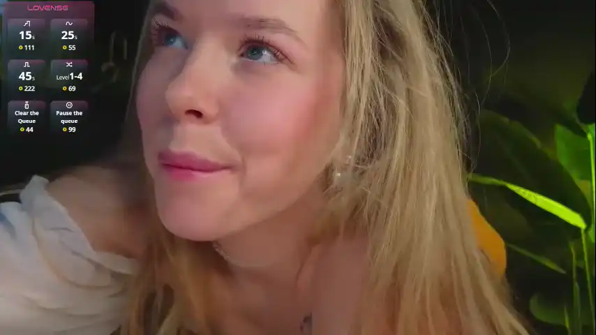 Milly_shy – ChaturbateLive Video Recording – 2025 05-24 20:34:51