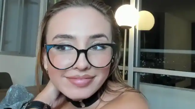 Lara-clarck – Flirt4freeLive Video Recording – 2025 04-17 06:53:27