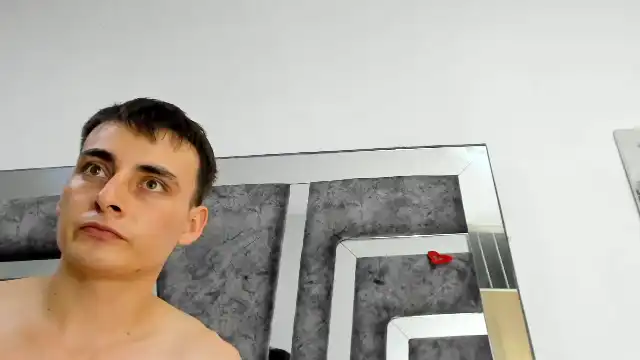 Salome-moonn-and-robin-moon – Flirt4freeLive Video Recording – 2025 01-22 02:01:56