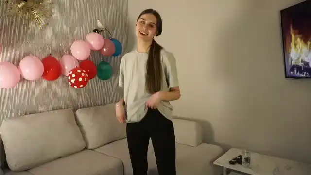 Rexella-corby – Flirt4freeLive Video Recording – 2025 01-12 12:35:17