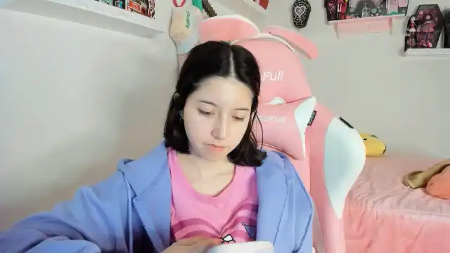 Cherrycute666 – MyfreecamsLive Video Recording – 2025 05-10 09:53:08