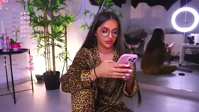 Vanesasimon – MyfreecamsLive Video Recording – 2025 05-13 07:04:18