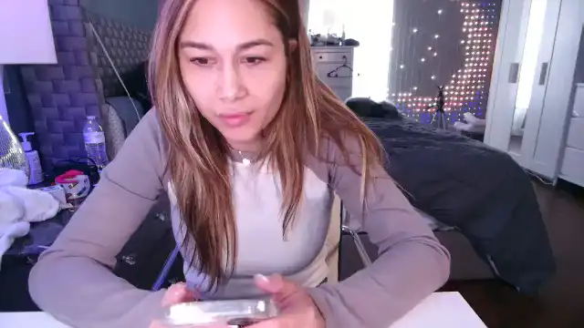 Cinnabuns – MyfreecamsLive Video Recording – 2025 04-23 14:00:34