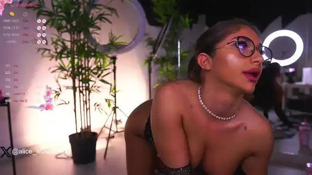 Vanesasimon – MyfreecamsLive Video Recording – 2025 04-15 24:31:41