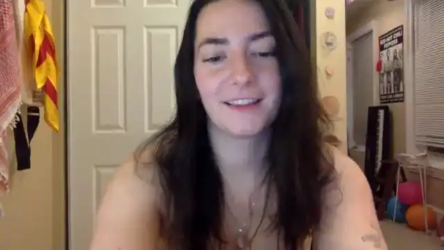 Verapinkxo – MyfreecamsLive Video Recording – 2025 03-11 13:40:00
