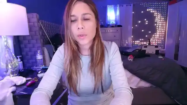 Cinnabuns – MyfreecamsLive Video Recording – 2025 05-14 08:22:07