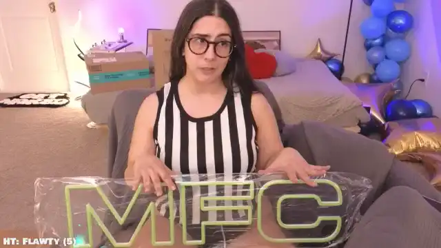 Lanaty – MyfreecamsLive Video Recording – 2025 03-09 06:37:55