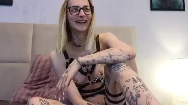 Harleyfoxy – MyfreecamsLive Video Recording – 2025 04-25 15:26:53