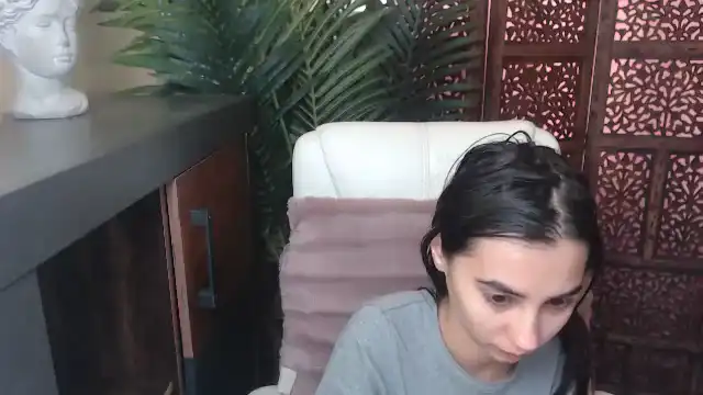 Tiny_kate – MyfreecamsLive Video Recording – 2025 06-01 05:19:21