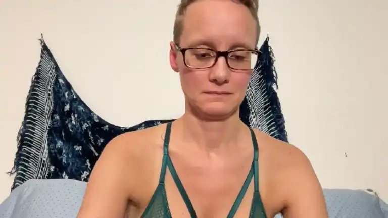 Leahwilde – StreamateLive Video Recording – 2025 04-21 03:26:06