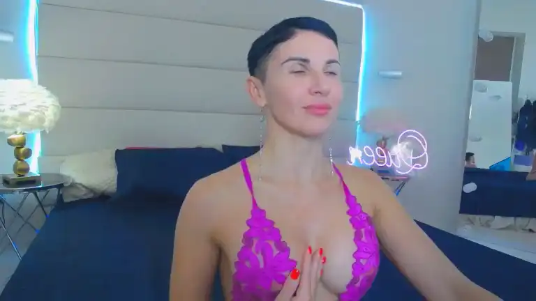 Angelea – StreamateLive Video Recording – 2025 06-18 02:15:02