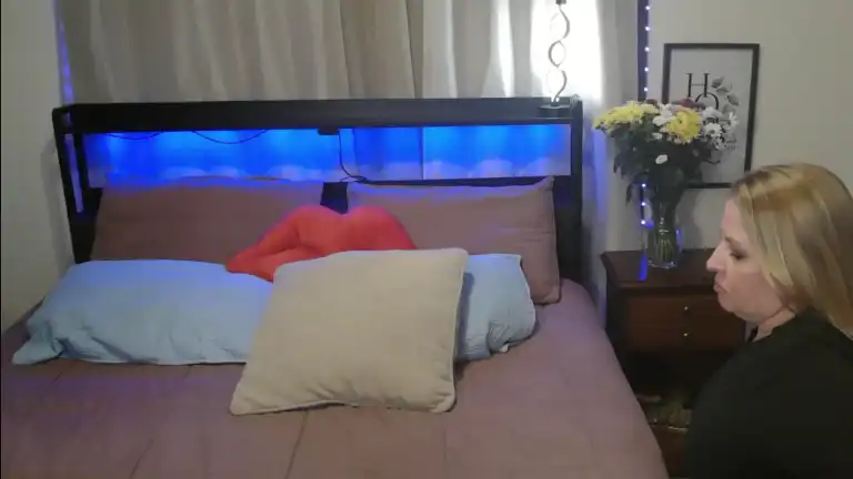 Holliejuice – StreamateLive Video Recording – 2025 03-25 14:46:43
