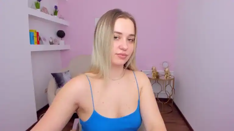Hazelwhit – StreamateLive Video Recording – 2025 02-01 22:60:07