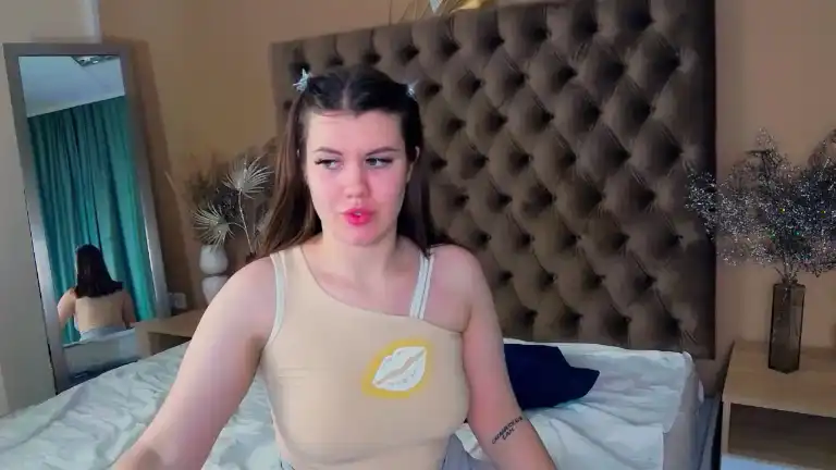 Kirstenne – StreamateLive Video Recording – 2024 09-03 23:32:17