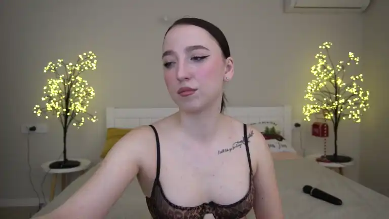 Monamourr – StreamateLive Video Recording – 2024 01-15 24:10:17