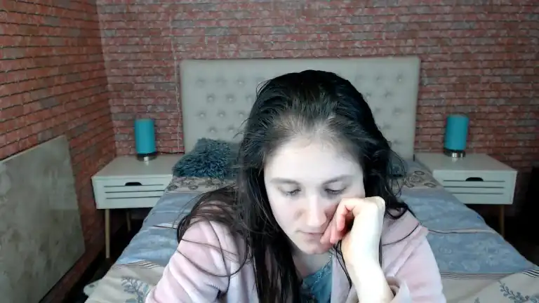 Holliyms – StreamateLive Video Recording – 2025 04-15 02:44:19