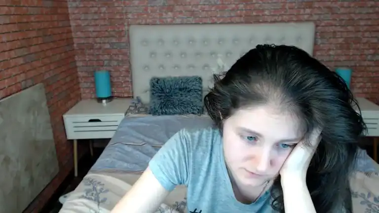 Holliyms – StreamateLive Video Recording – 2024 08-11 02:43:27