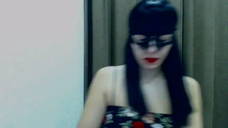 Kissme33 – StreamateLive Video Recording – 2025 04-06 09:33:07