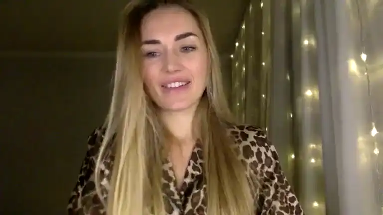Tina_a – StreamateLive Video Recording – 2025 03-12 05:16:52