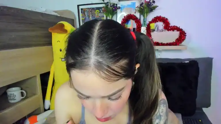 Hannahmolly – StreamateLive Video Recording – 2024 12-04 01:46:02