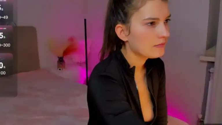 Lauraleee – StreamateLive Video Recording – 2025 01-14 04:55:44
