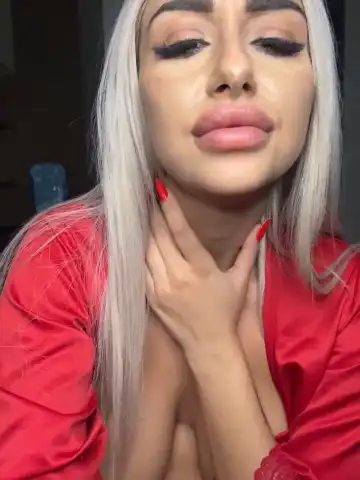 Goldenamber – StripchatLive Video Recording – 2025 06-10 22:06:57