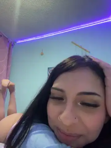 Hilary_pinkk – StripchatLive Video Recording – 2025 01-03 03:34:52