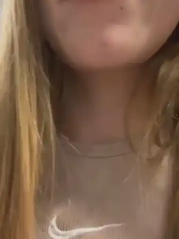 Aniemiller – StripchatLive Video Recording – 2025 01-01 16:23:59