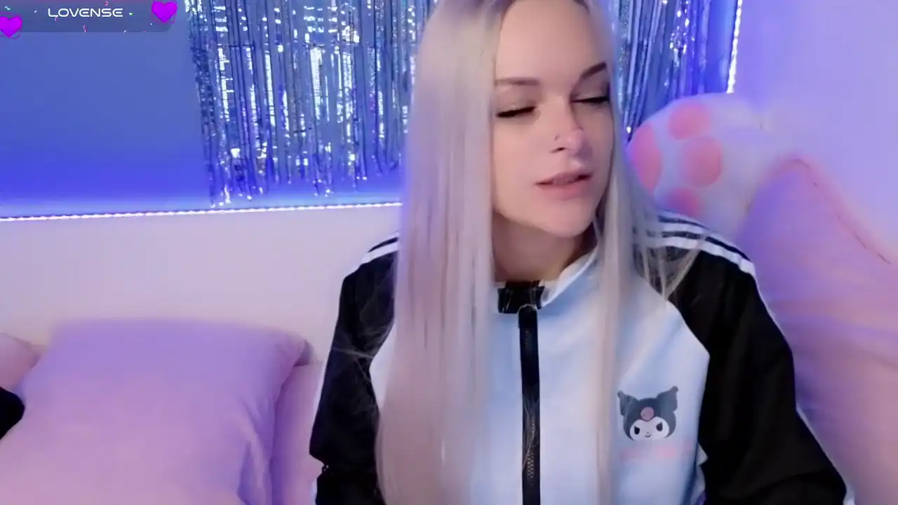 Sasharock – StripchatLive Video Recording – 2025 04-02 21:42:14