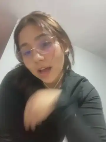 Kittyfresita – StripchatLive Video Recording – 2024 12-29 16:50:08