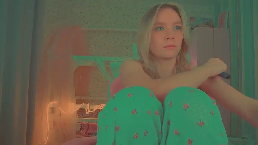 Cherry_moorre – StripchatLive Video Recording – 2024 11-28 15:27:49