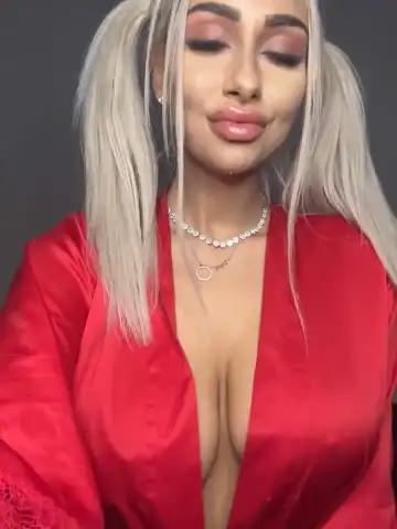 Goldenamber – StripchatLive Video Recording – 2025 03-25 00:53:13