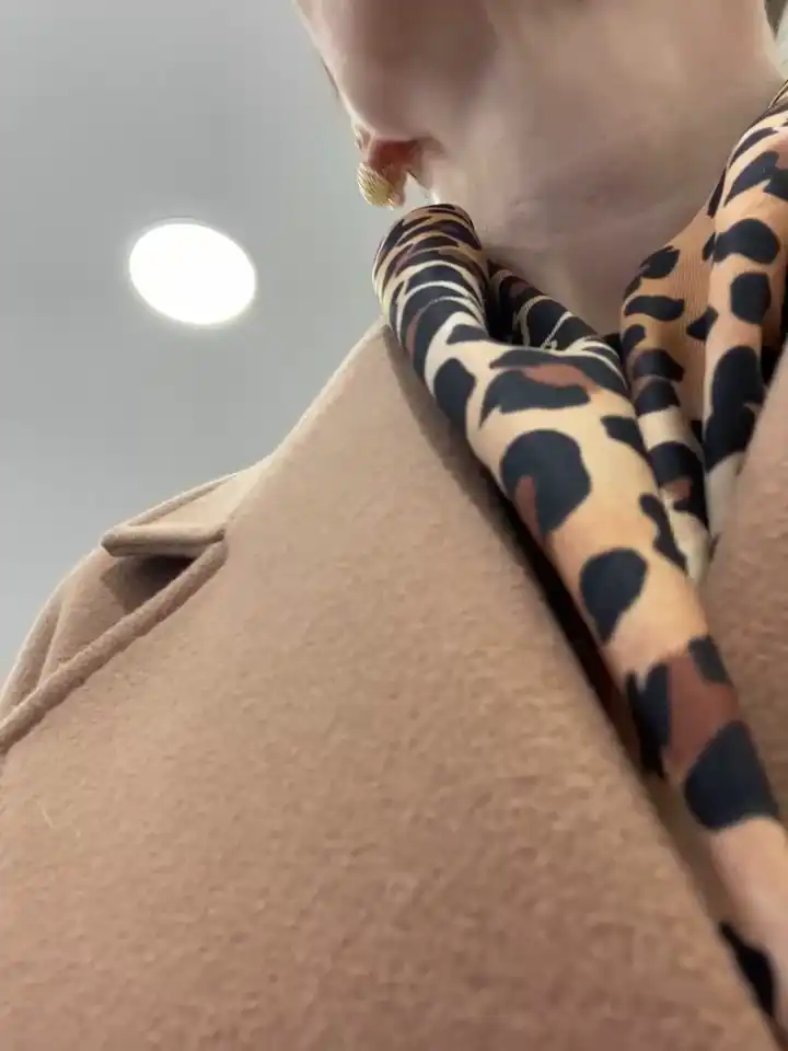 Lauradavis – StripchatLive Video Recording – 2025 03-10 05:18:52