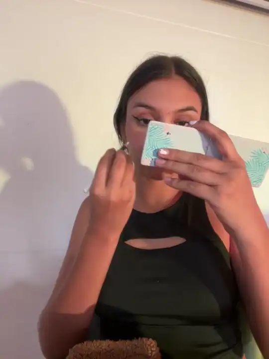 Roseepark – StripchatLive Video Recording – 2025 05-18 09:10:54
