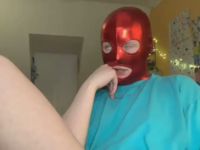 Rubyred4 – StripchatLive Video Recording – 2025 06-21 18:29:39