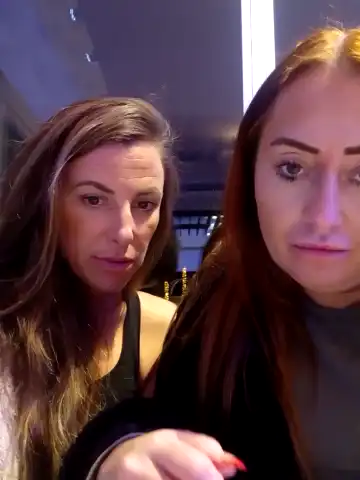 Molliemaexo – StripchatLive Video Recording – 2025 04-24 22:25:38
