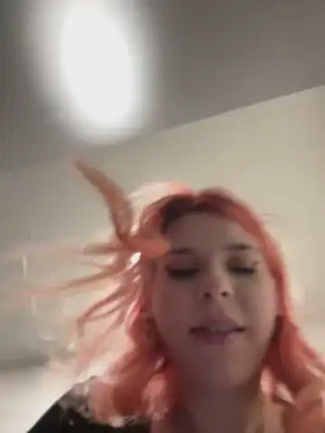 Ririroseey – StripchatLive Video Recording – 2025 04-12 19:35:40