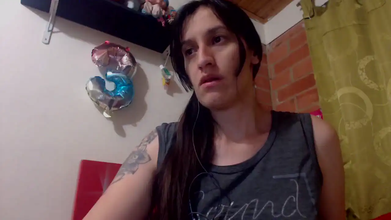 Vanesa_col – Amateur.tvLive Video Recording – 2025 02-06 05:27:11
