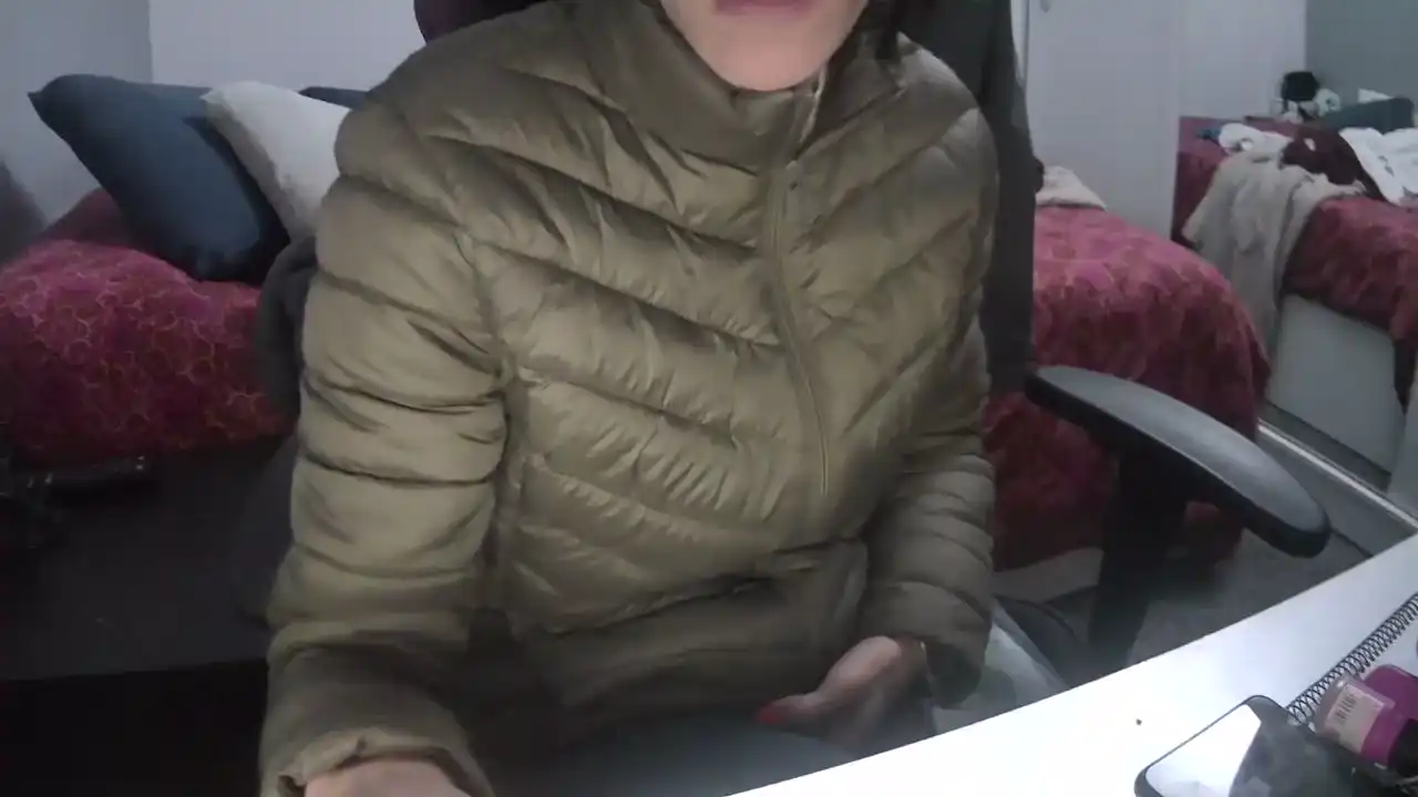 Vampirosa89 – Amateur.tvLive Video Recording – 2025 04-27 21:47:49