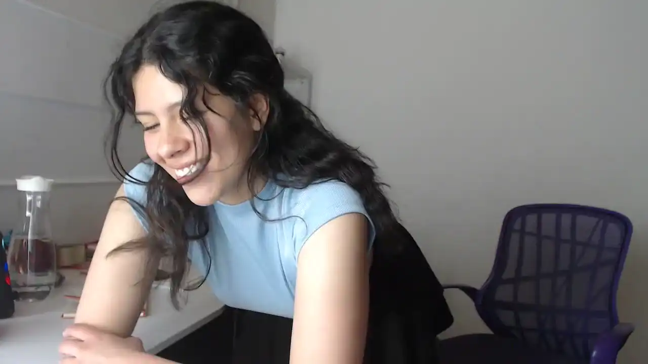 Miss_v – Amateur.tvLive Video Recording – 2025 05-27 11:15:21