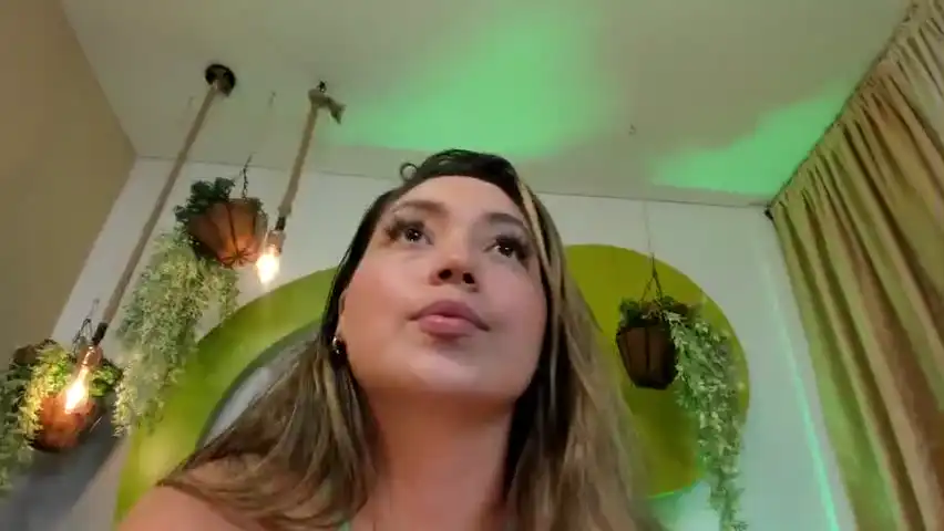 Heidyjhonss – Amateur.tvLive Video Recording – 2025 01-08 01:43:01