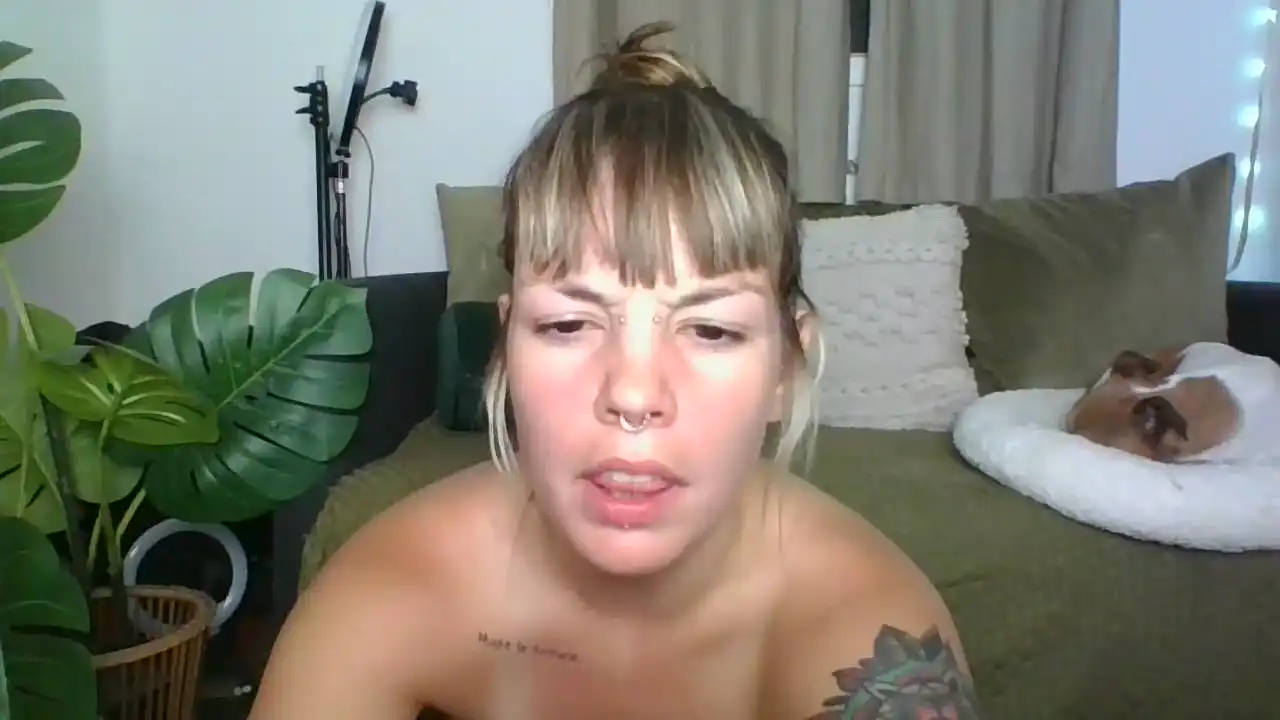 Ronamamona – Amateur.tvLive Video Recording – 2025 04-29 11:16:36