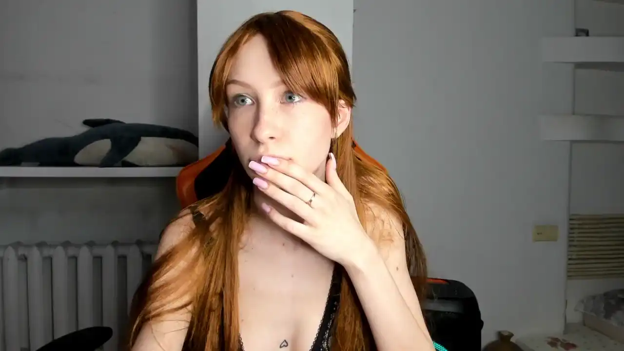 Angelaluxy – BongacamsLive Video Recording – 2025 06-17 04:25:37