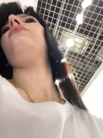 Ladysunshine- – BongacamsLive Video Recording – 2025 04-07 10:36:27